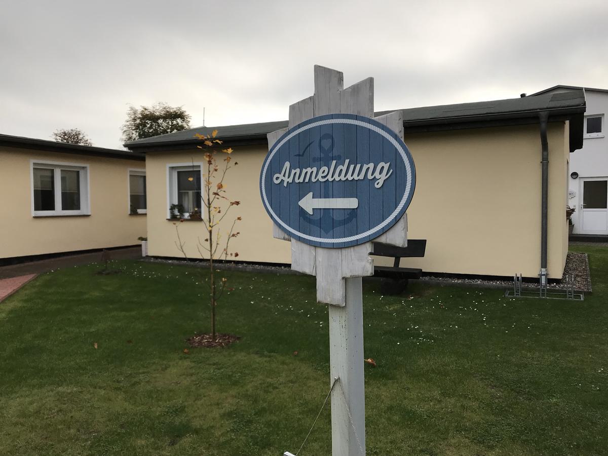 Strandkojen Apartamento Trassenheide Exterior foto